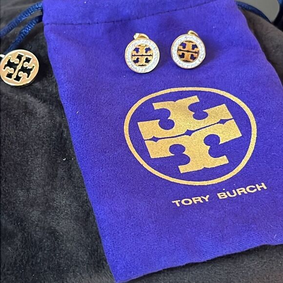 NEW IN BAG TORY BURCH CRYSTAL PAVE STUD EARRINGS AND DUST BAG - Picture 1 of 6